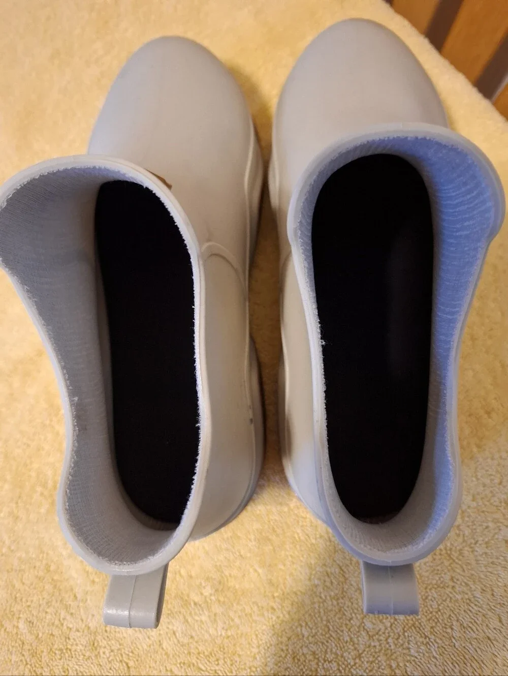 Weimuta cream color